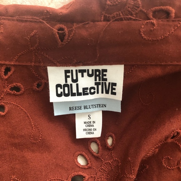 Eyelete button up shirt - Picture 4 of 5